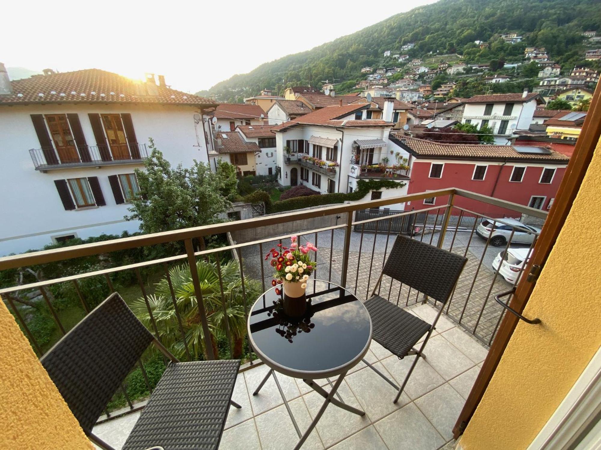 Penthouse Federico With Lake View - Residenza Silvana Вербания Екстериор снимка