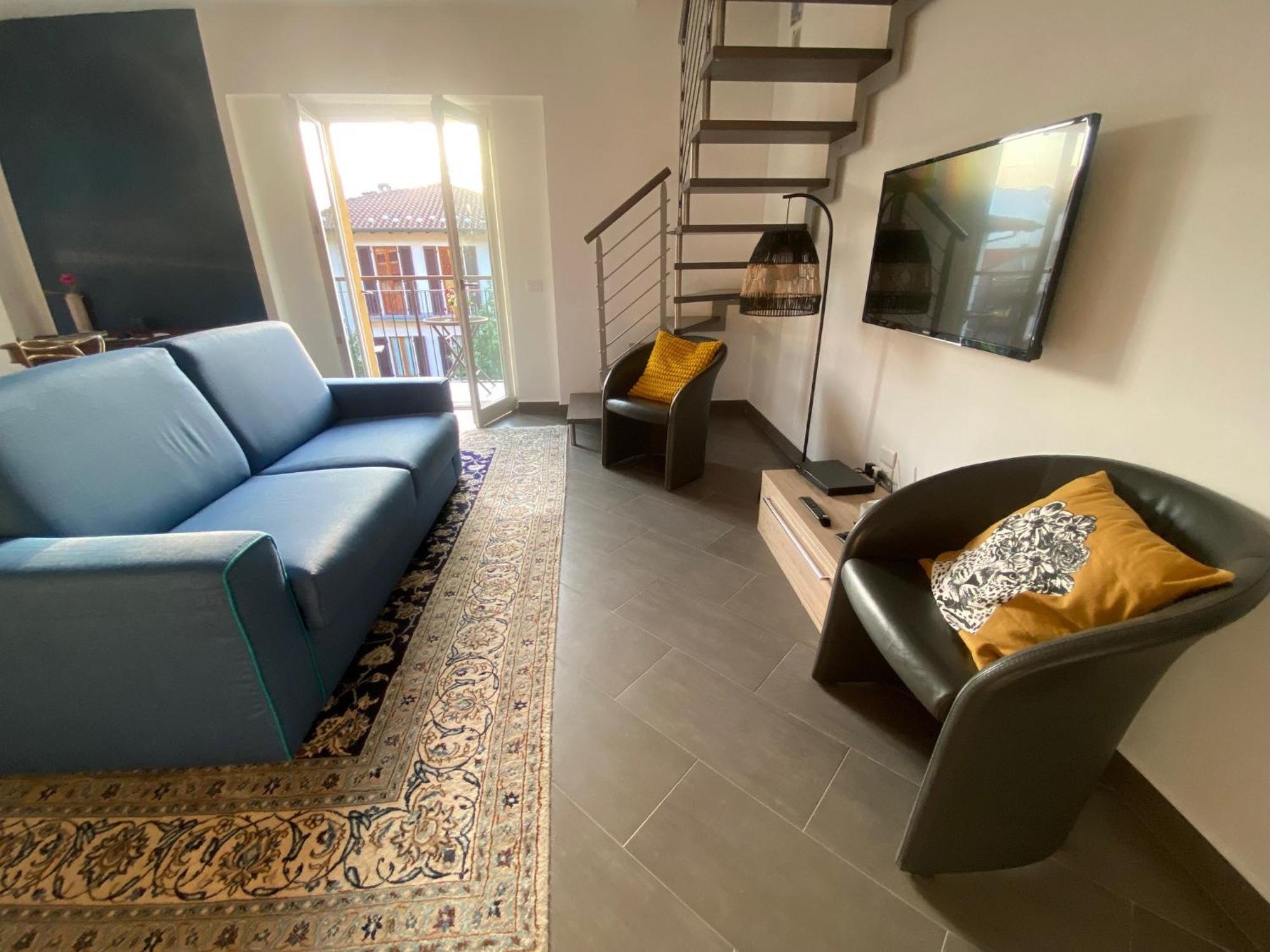 Penthouse Federico With Lake View - Residenza Silvana Вербания Екстериор снимка